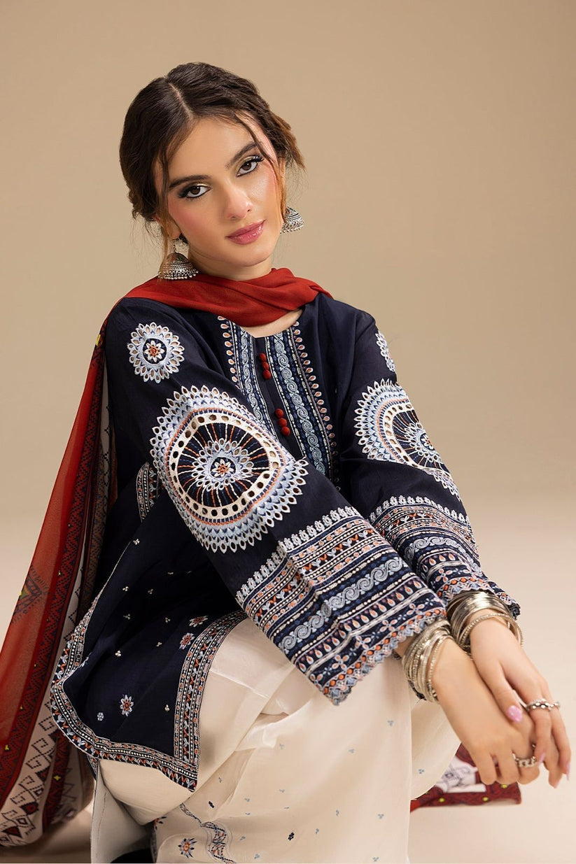 Unstitch 3pc Lawn Dress With Digital Print Shawl