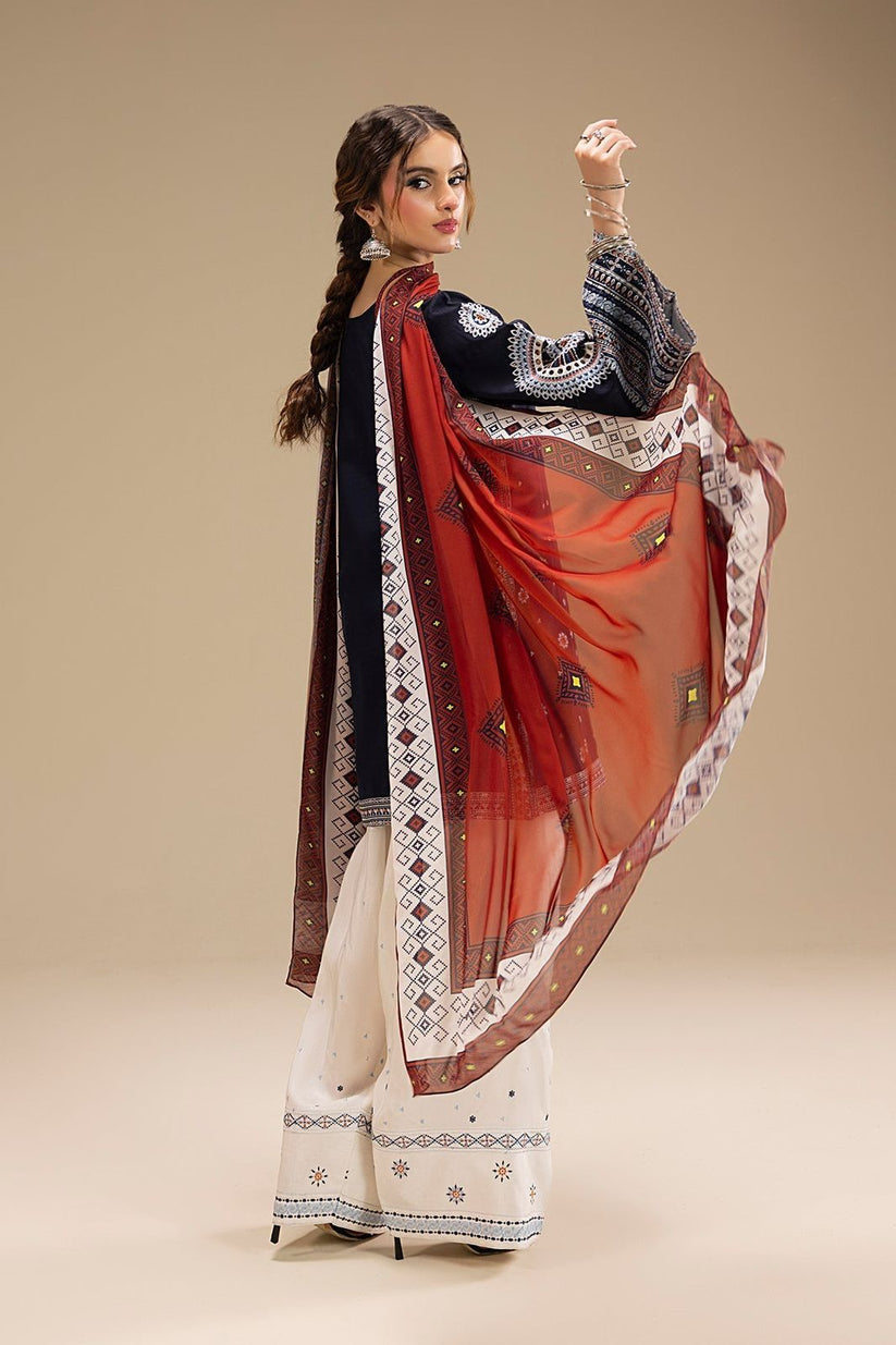 Unstitch 3pc Lawn Dress With Digital Print Shawl