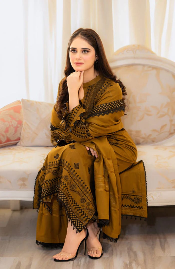 Embroidered Lawn 3pc Dress
