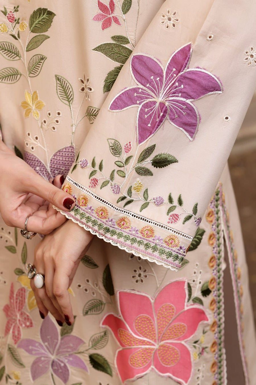 EMBROIDERED LAWN 3PC DRESS